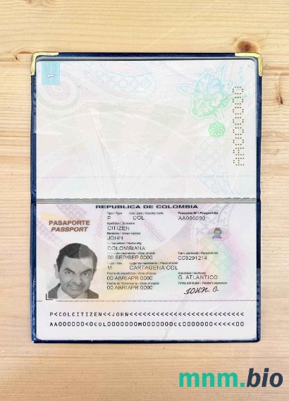 Kolumbia paszport (2018-2018) wygląd zdjęcia pliki PSD, skan i fotografowany obraz